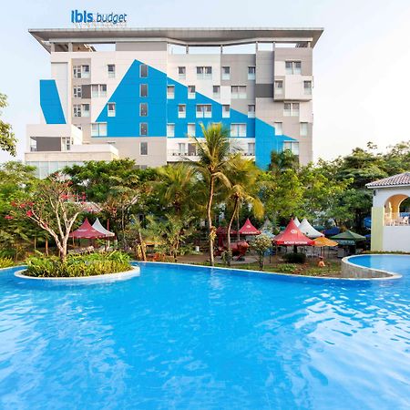 Ibis Budget Cikarang Festival Bekasi Eksteriør bilde