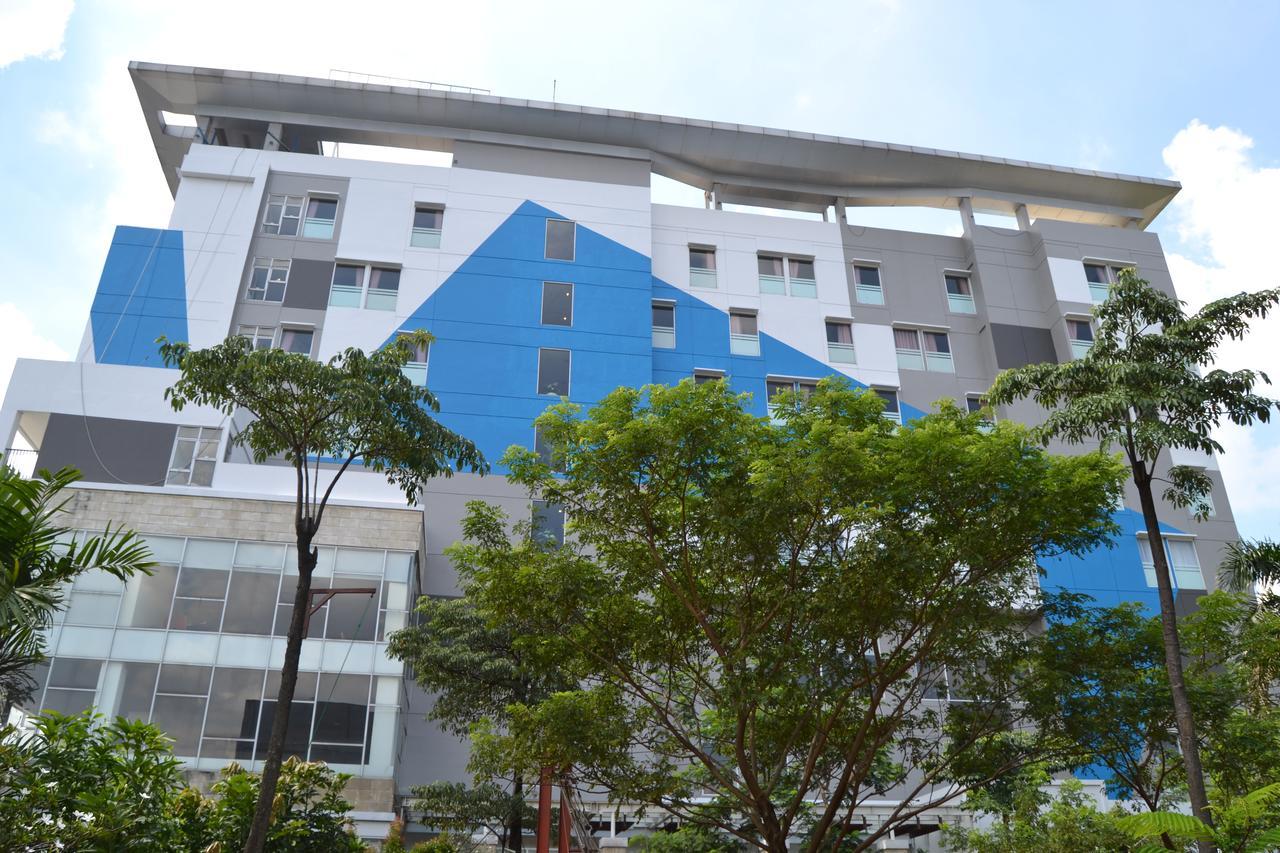 Ibis Budget Cikarang Festival Bekasi Eksteriør bilde