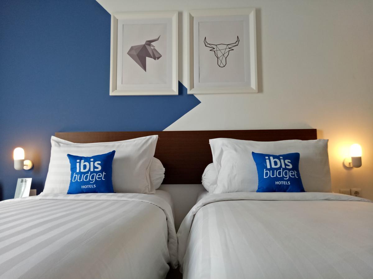 Ibis Budget Cikarang Festival Bekasi Eksteriør bilde