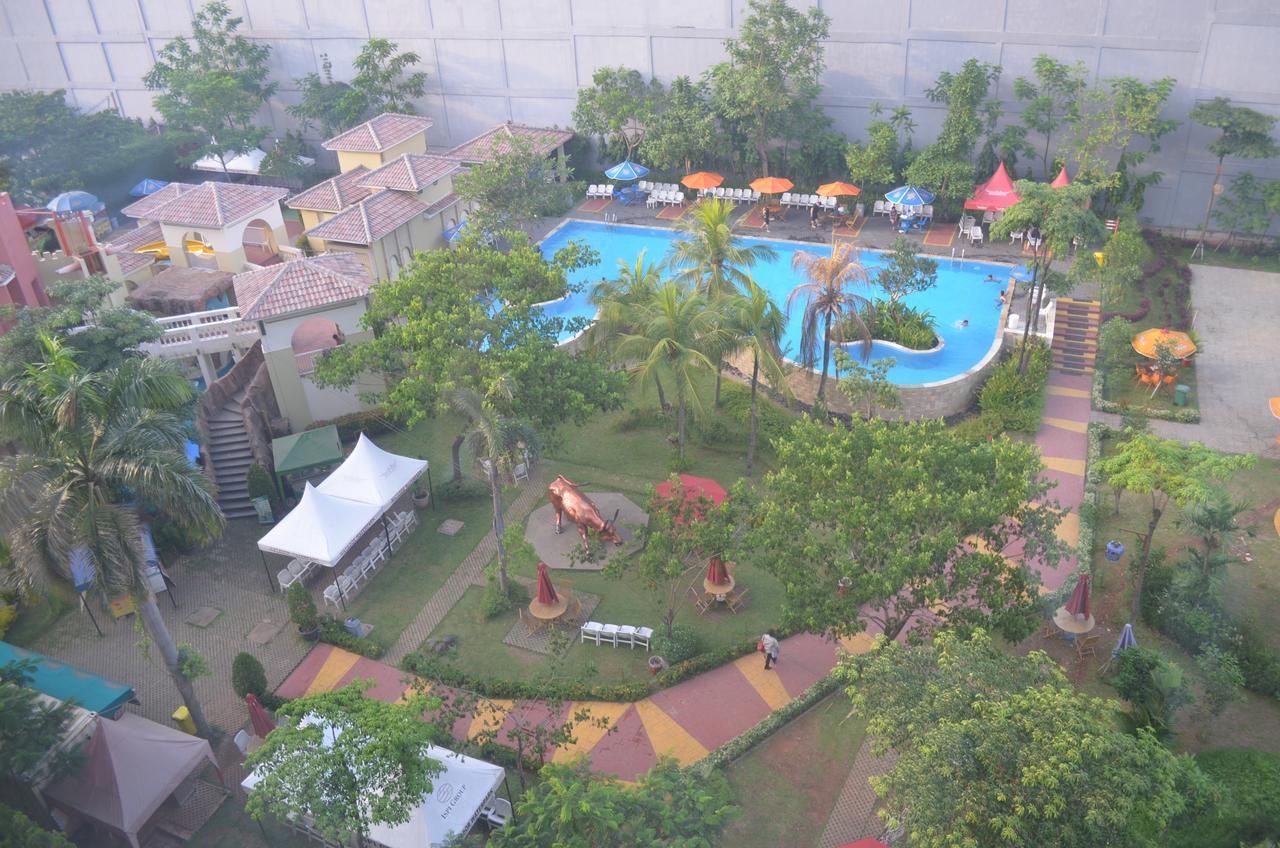 Ibis Budget Cikarang Festival Bekasi Eksteriør bilde