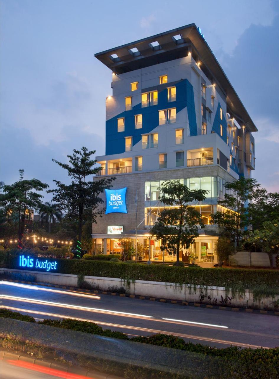 Ibis Budget Cikarang Festival Bekasi Eksteriør bilde