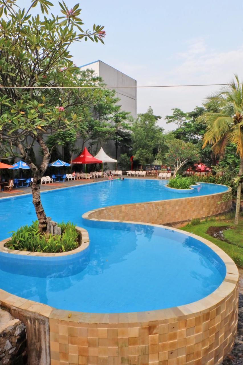 Ibis Budget Cikarang Festival Bekasi Eksteriør bilde