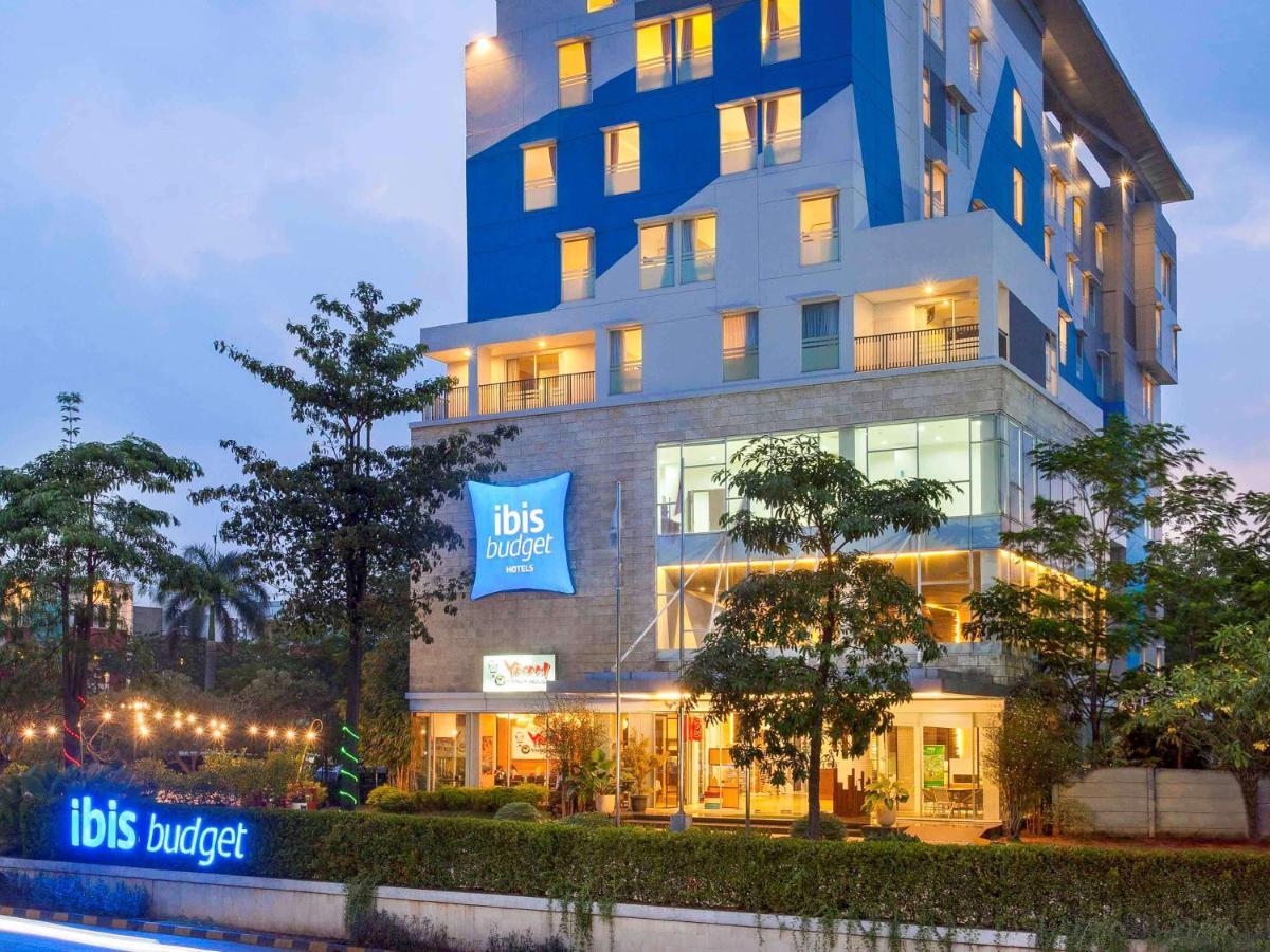 Ibis Budget Cikarang Festival Bekasi Eksteriør bilde